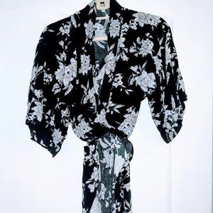 Spiritual Gangster Floral Kimono / Robe